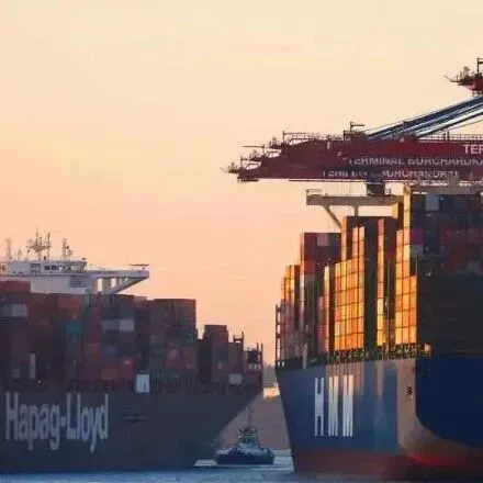 美國FMC否決了馬士基、赫伯羅特、達飛輪船和以星航運立即加收戰(zhàn)爭附加費的申請！