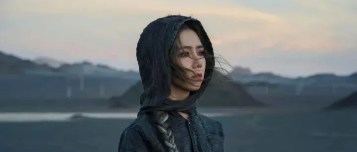 專訪《啓示路》作者G.E.M.鄧紫棋：義無反顧相信愛