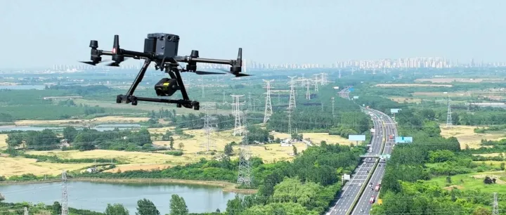 2026两会聚焦：低空经济起飞，无人机+AI成为新质生产力核心引擎