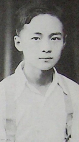 青年时代的陆孝彭.jpg