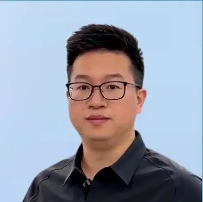 China’s Fuel Car Phase-Out Is Coming — Who’s Quietly Tapping Into Africa’s Used Car Gold Rush?