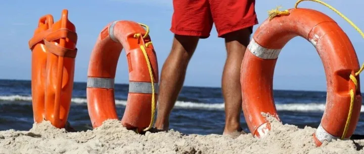 游泳者當心！葡萄牙救生員發(fā)出緊急呼吁