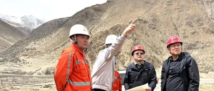 現(xiàn)場督導提質(zhì)效，精準部署促落實——公司領(lǐng)導深入<em>日喀則</em>分公司翔龍項目部檢查督導