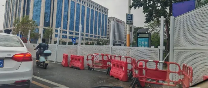 横栏正在新建非机动车道及人行道，在哪里？