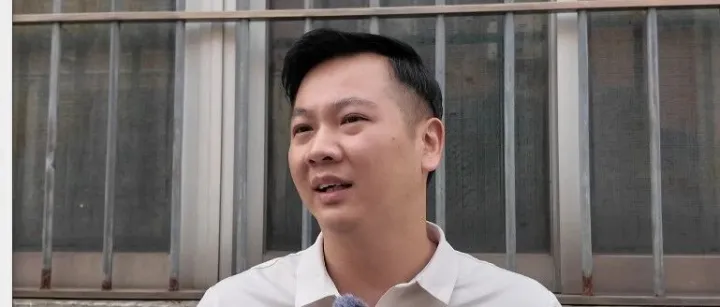 东凤这位年轻企业家主动拆了...