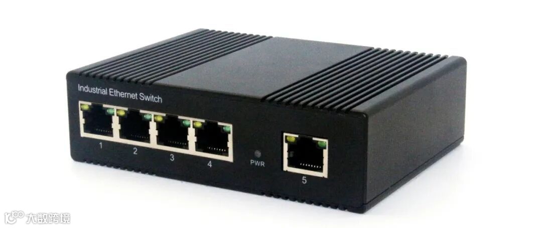千兆5口工业级以太网POE交换机-工业交换机-烽信交换机-烽信-光纤收发器-武汉烽乐信息科技有限公司