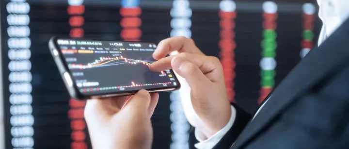 告别盯盘，把投资交给它