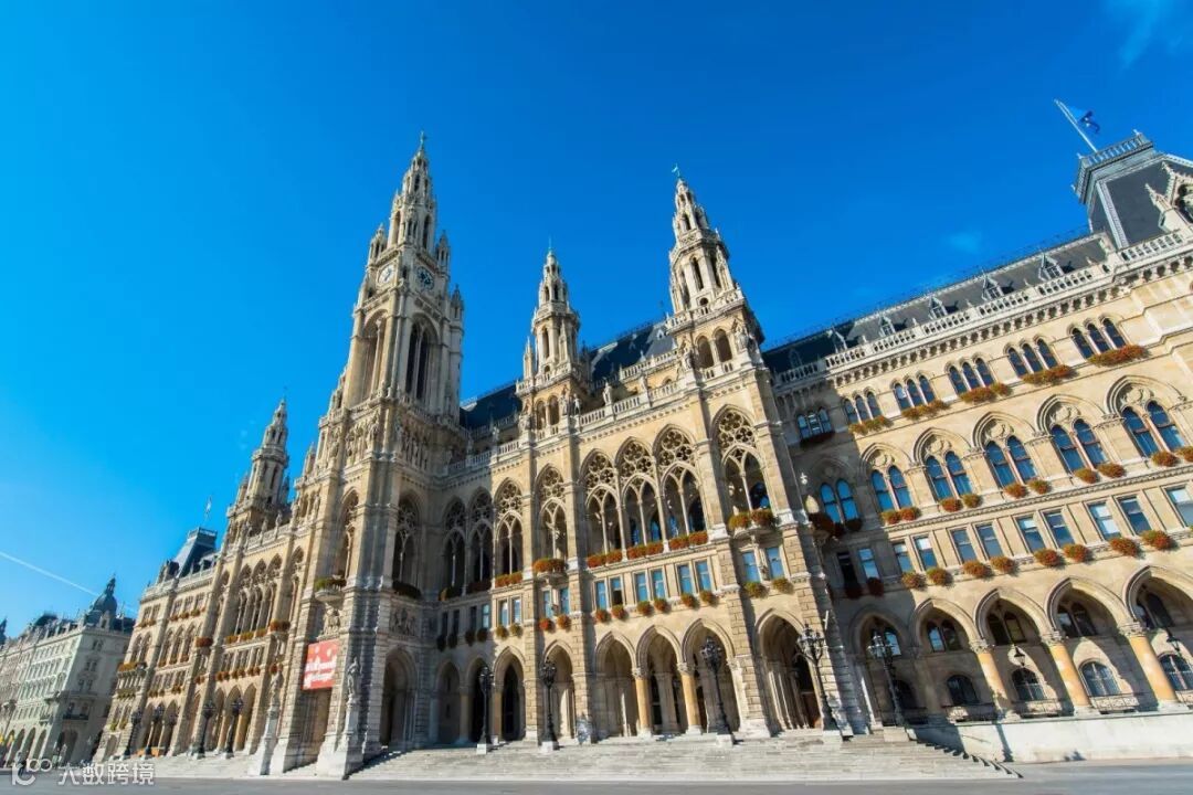 维也纳市政厅.jpg