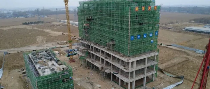 封顶大吉！ A18#楼喜封金顶，产业配套再升级！