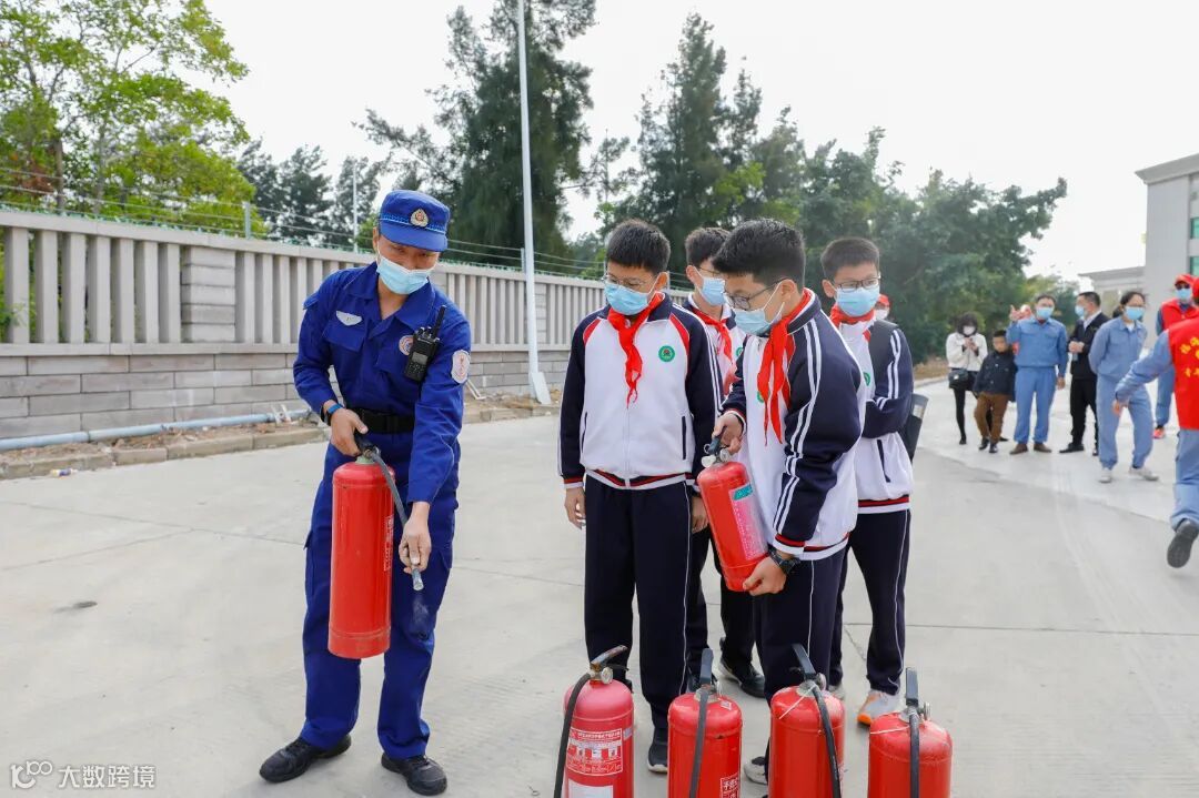 福海创公司+福海创公司组织开展“对话社会主义接班人 彰显新时代国企担当”主题活动+公司团委 (15).jpg