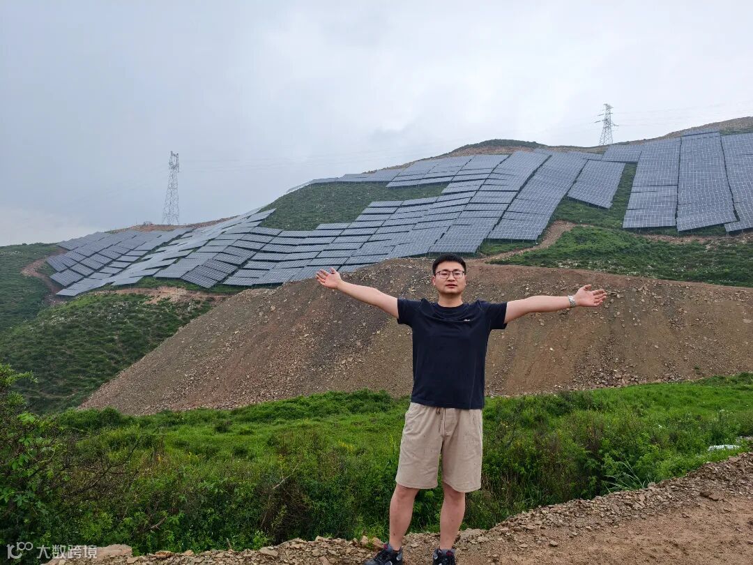 新能源山西公司宁武二期光伏电站+陈家豪.jpg