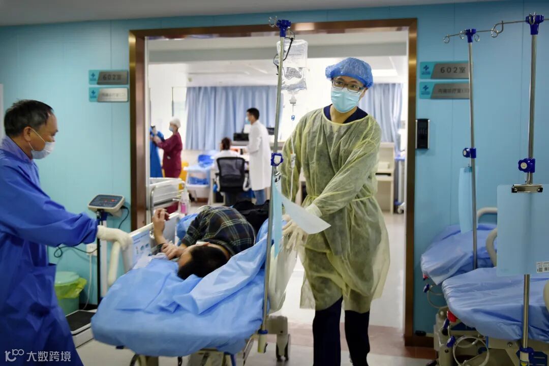 争分夺秒 邢睿 摄于福能总医院 15260800019.JPG