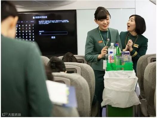 探秘长荣航空客舱乘务员训练中心