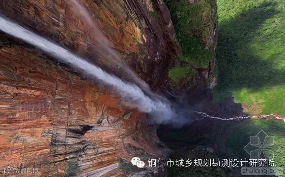 只有从其顶部飞过,你才能发现委内瑞拉天使瀑布的壮观