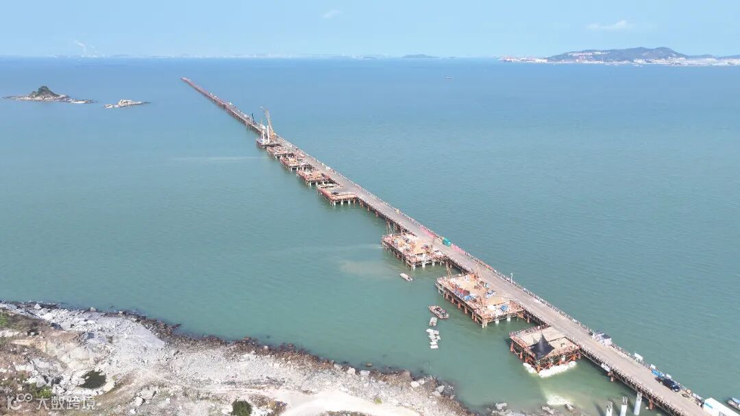 东桥热电 福建省最长的煤码头钢栈桥全线贯通.jpg