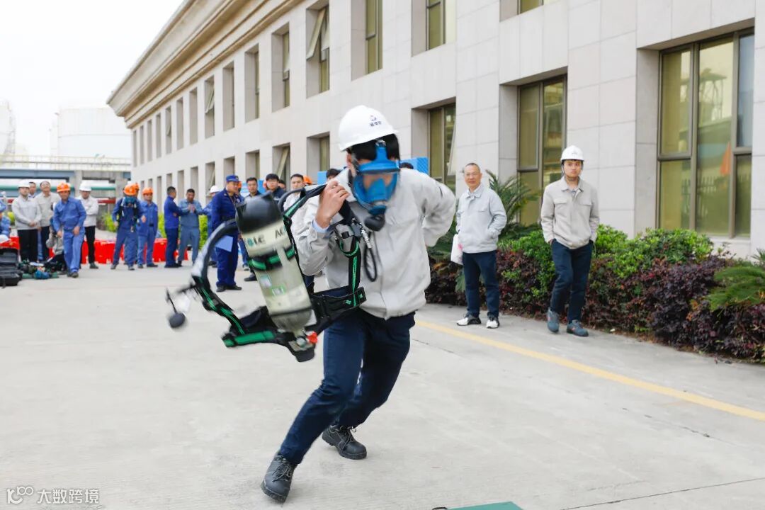 福海创+福建能源石化集团第三届职工技能竞赛消气防项目圆满举办+杨杰 (4).JPG