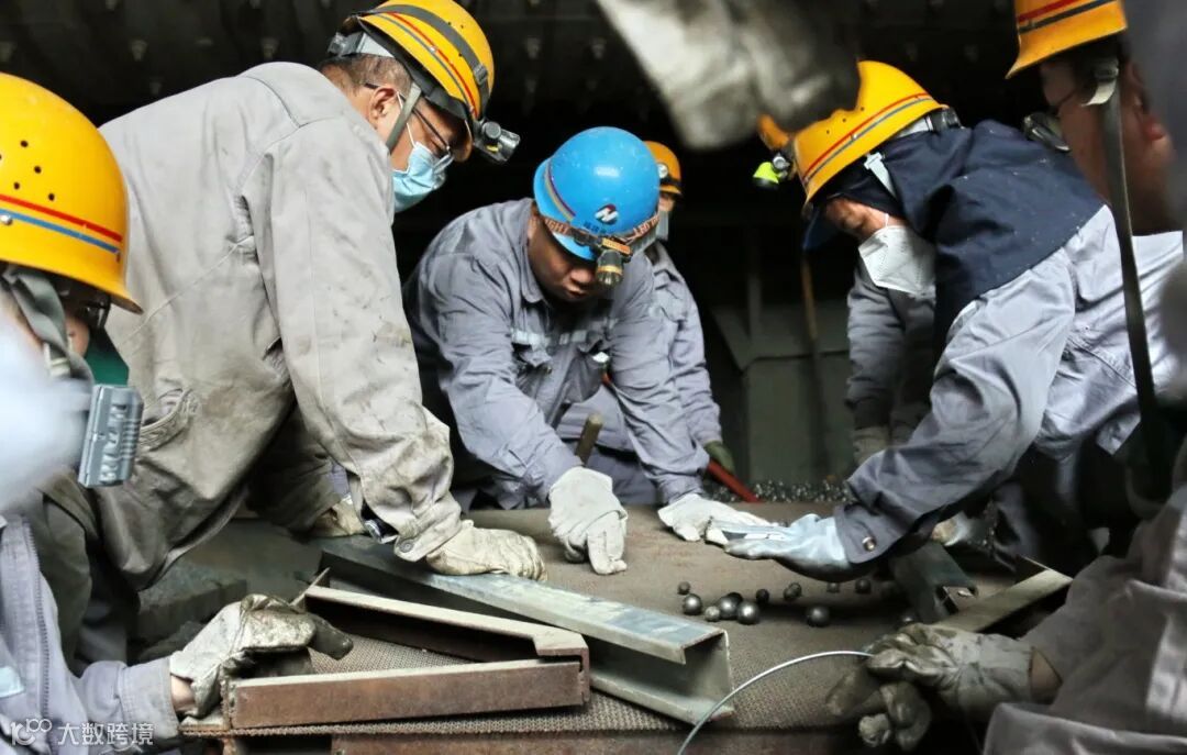 （永安建福 香杰）人勤春来早 大修正当时—A组水泥磨筛选钢球钢锻2.jpg