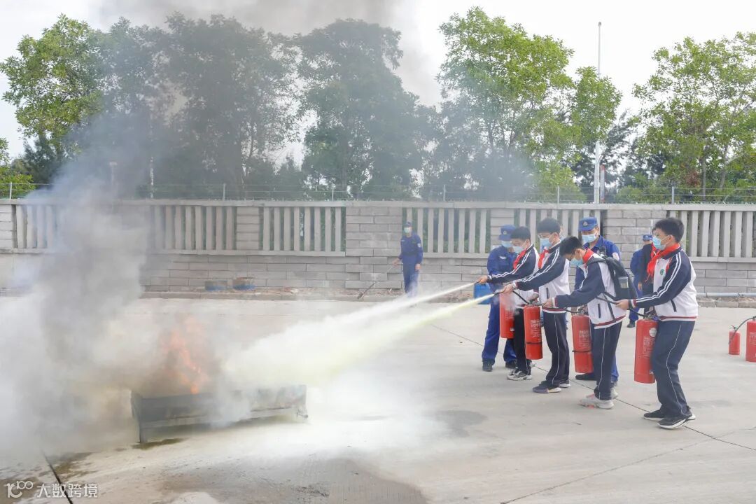 福海创公司+福海创公司组织开展“对话社会主义接班人 彰显新时代国企担当”主题活动+公司团委 (16).jpg