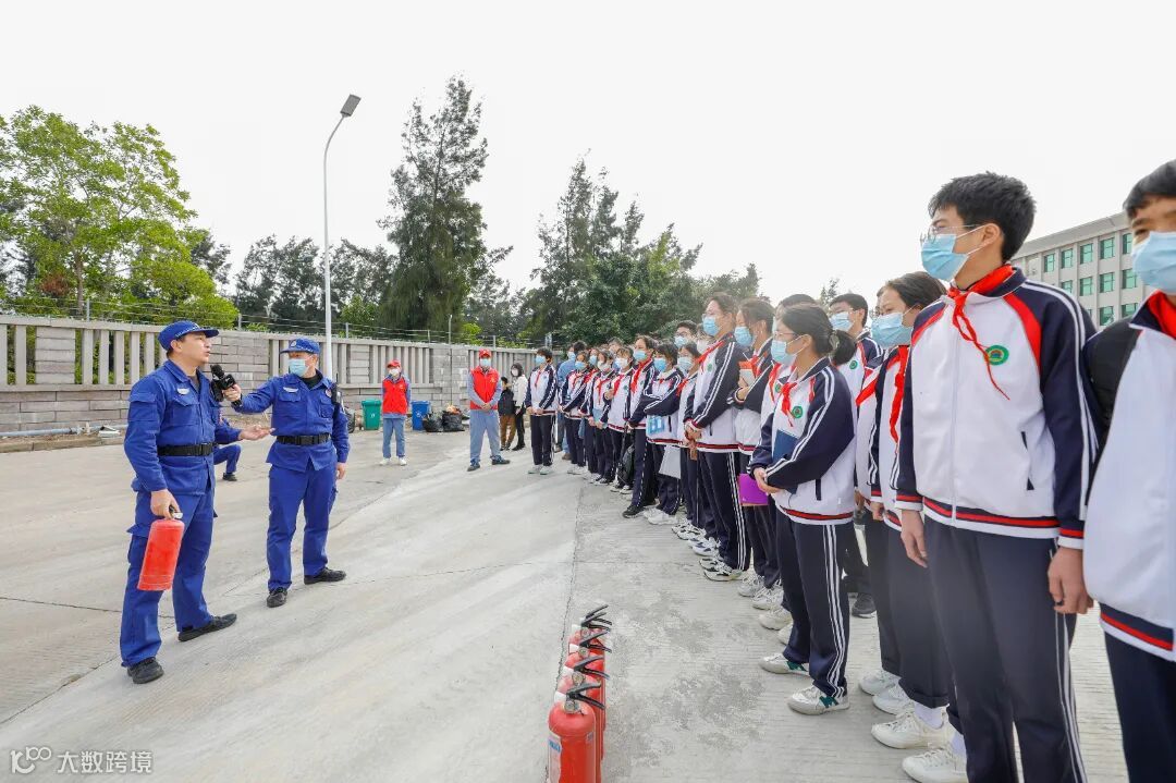 福海创公司+福海创公司组织开展“对话社会主义接班人 彰显新时代国企担当”主题活动+公司团委 (14).jpg