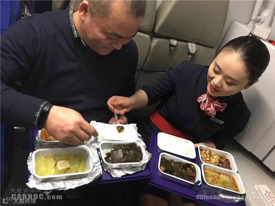 “24年、24岁”父女两代人的春运情435991_