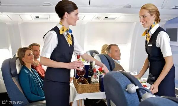 比经济舱更便宜的舱位,叫做“基本经济舱”