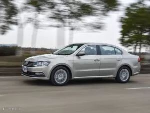 上汽大众 朗逸 2017款 180TSI DSG基本型