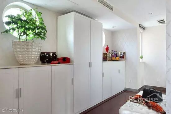 满足不同人群需求 定制衣柜依年龄而定