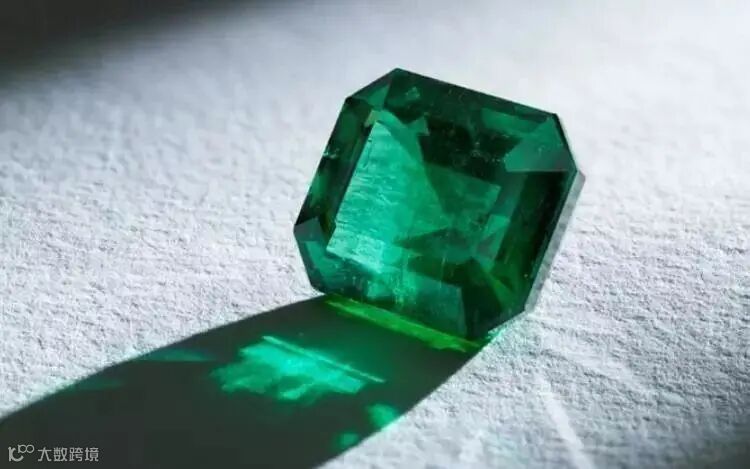 点击查看源网页