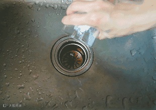 小苏打的妙用:一包小苏打就能解决多种居家难题