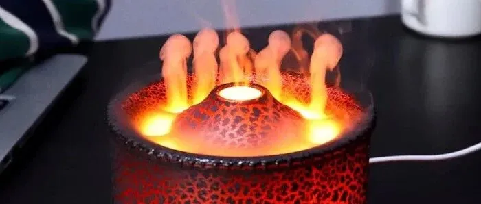 靠“玩火”在 TikTok 疯狂收割！一款骗过肉眼的桌面艺术品，凭什么狂赚高昂情绪税？