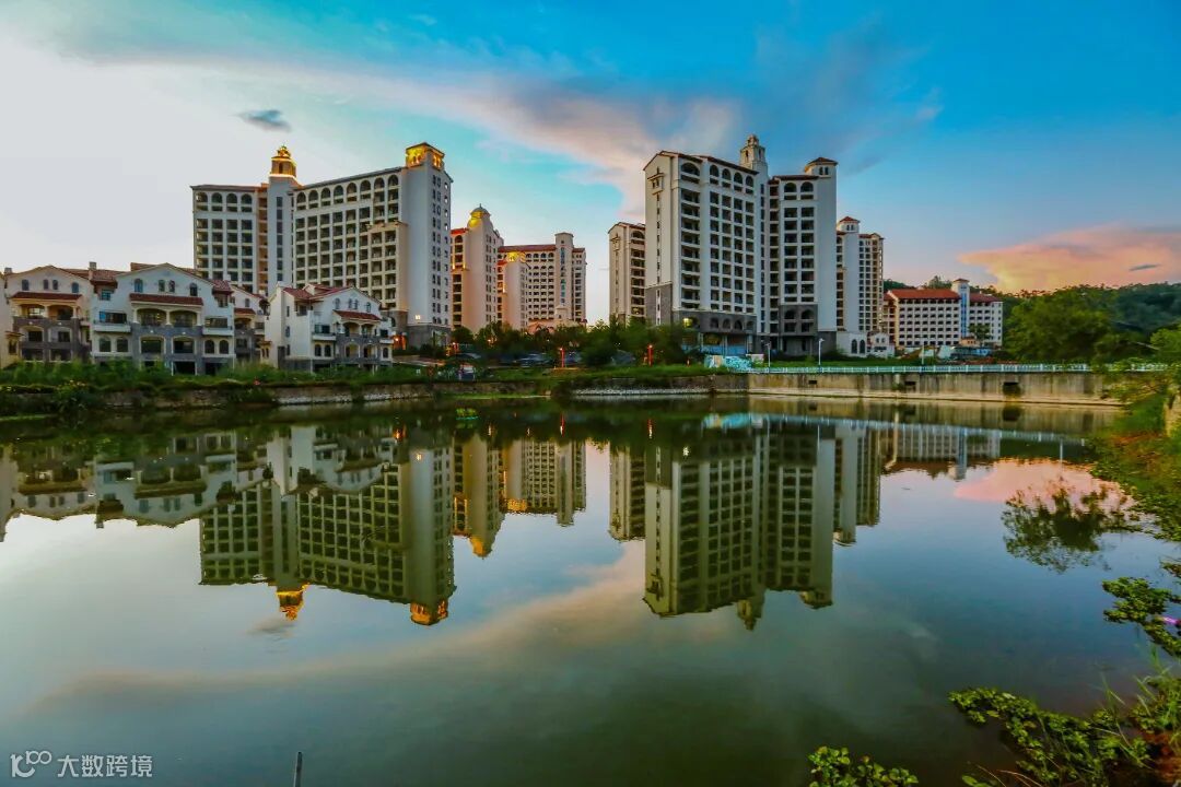 028 谢静生《倒影》.jpg