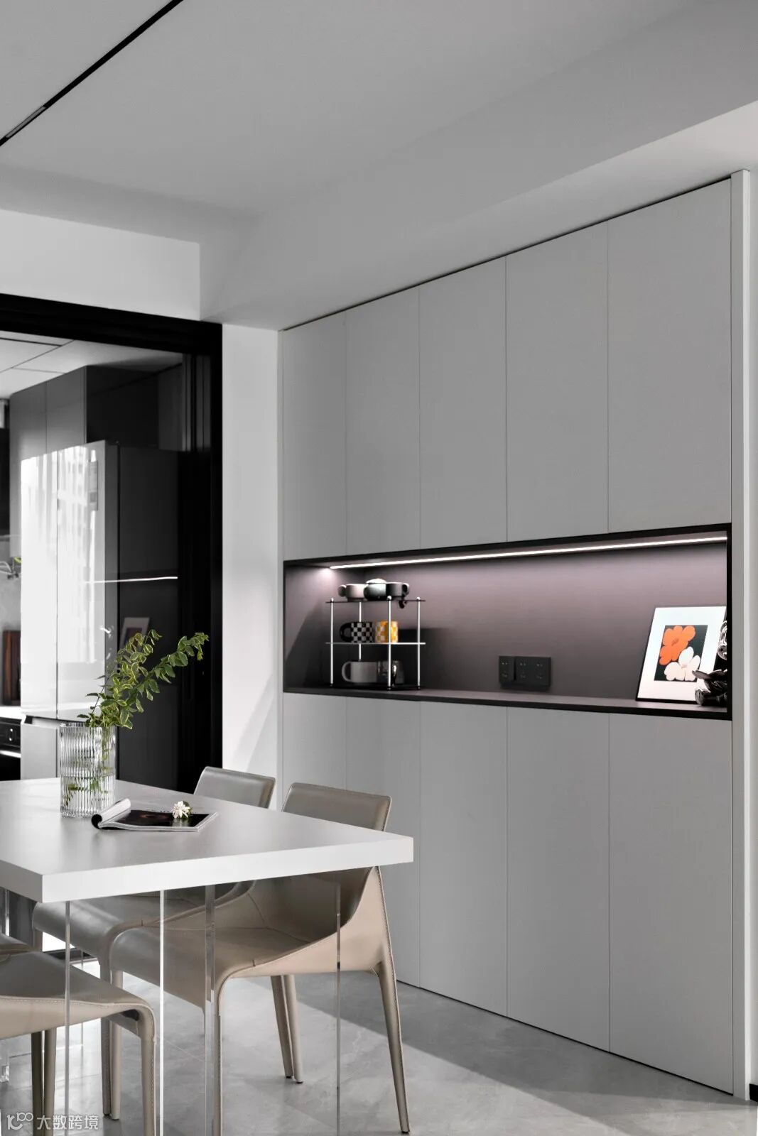 160㎡黑白灰的家以静制动,高级感爆棚,实用性倍增,氛围感拉满!设计案例 (11).jpg
