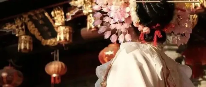 4.4-6出发成团 698元/人广州塔上车 汽车团 【世遗泉州3天】蟳浦渔村簪花、海上佛国洛伽寺、梧林村小娘惹、小西埕、开元寺、木偶戏