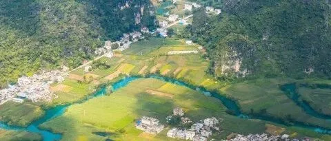 成行4.4-6 清明/五一/端午【柳州<em>河池</em> 3天】广西“仙本那”<em>河池</em>三门海，九顿溢流天窗，一条会开花的河，梧州骑楼城，柳州夜景美食！