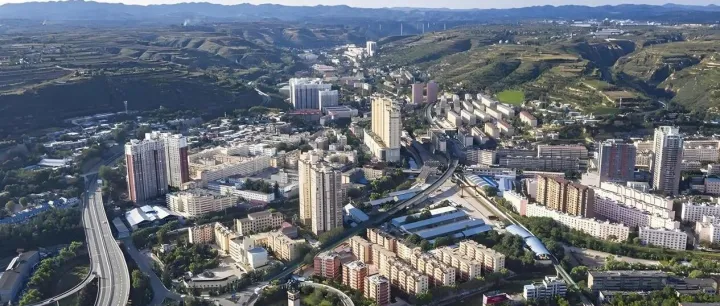 中技能源与<em>铜川</em>新区科技局达成战略合作：以绿色能源赋能区域高质量发展