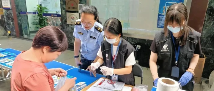 “你点我检”走进车陂农贸市场 广检集团守护群众“菜篮子”安全