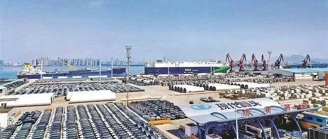 厦门港：1500台国产汽车驶向意大利