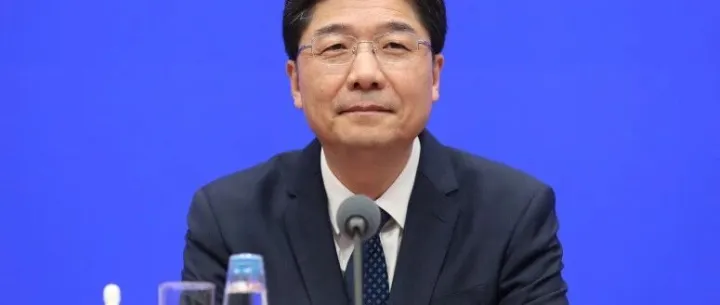 姚高员辞去杭州市市长职务