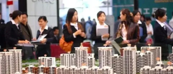 三四线房子，真的崩了吗？数据背后的残酷真相