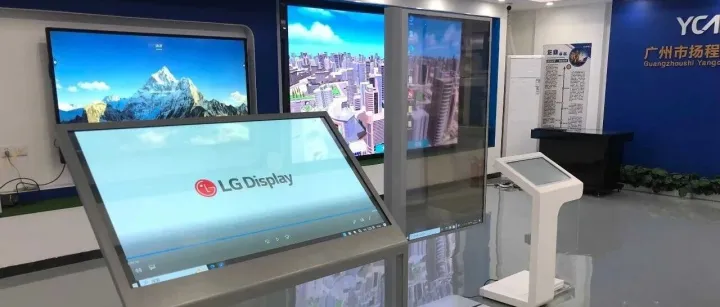 告别遮挡！OLED透明屏，重新定义空间显示美学