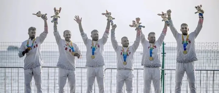 伊朗队，夺冠！