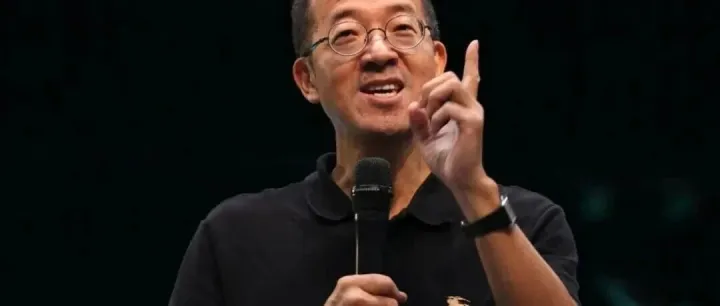 从顶流到散场：东方甄选的三年，是一代人的理想幻灭