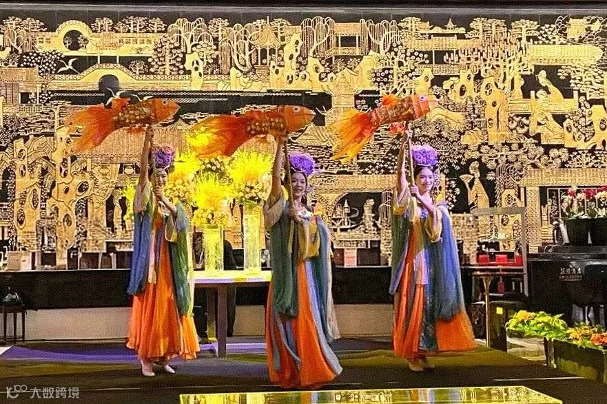 插图