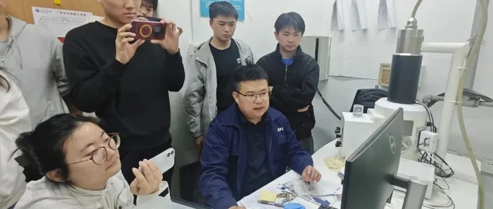 深化<em>客户服务</em> 赋能高校科研 | 科仪光电开展北京工业大学扫描电镜技术培训