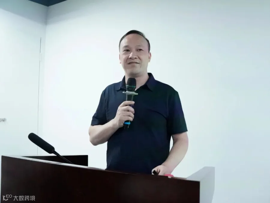 马明.jpg
