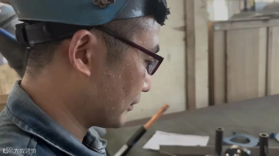 高温职工2.jpg