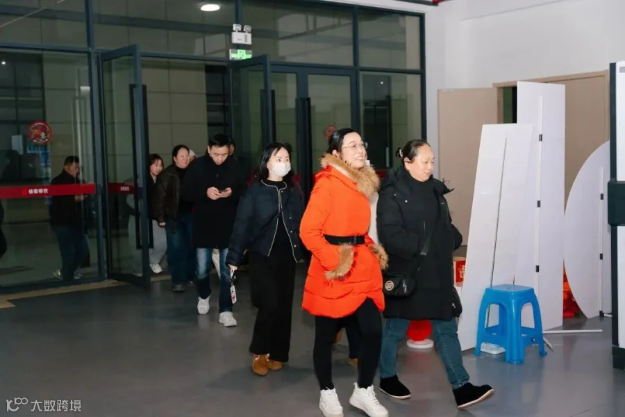 进场.jpg