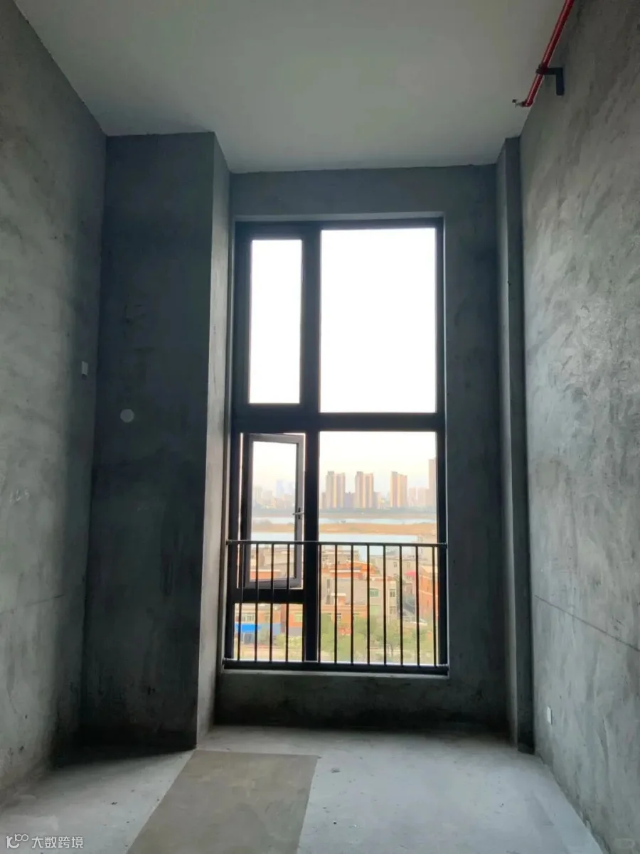 28㎡水泥盒子，这是我6万自装且入住两年的家_3_Nancy自装的小家分享_来自小红书网页版.jpg