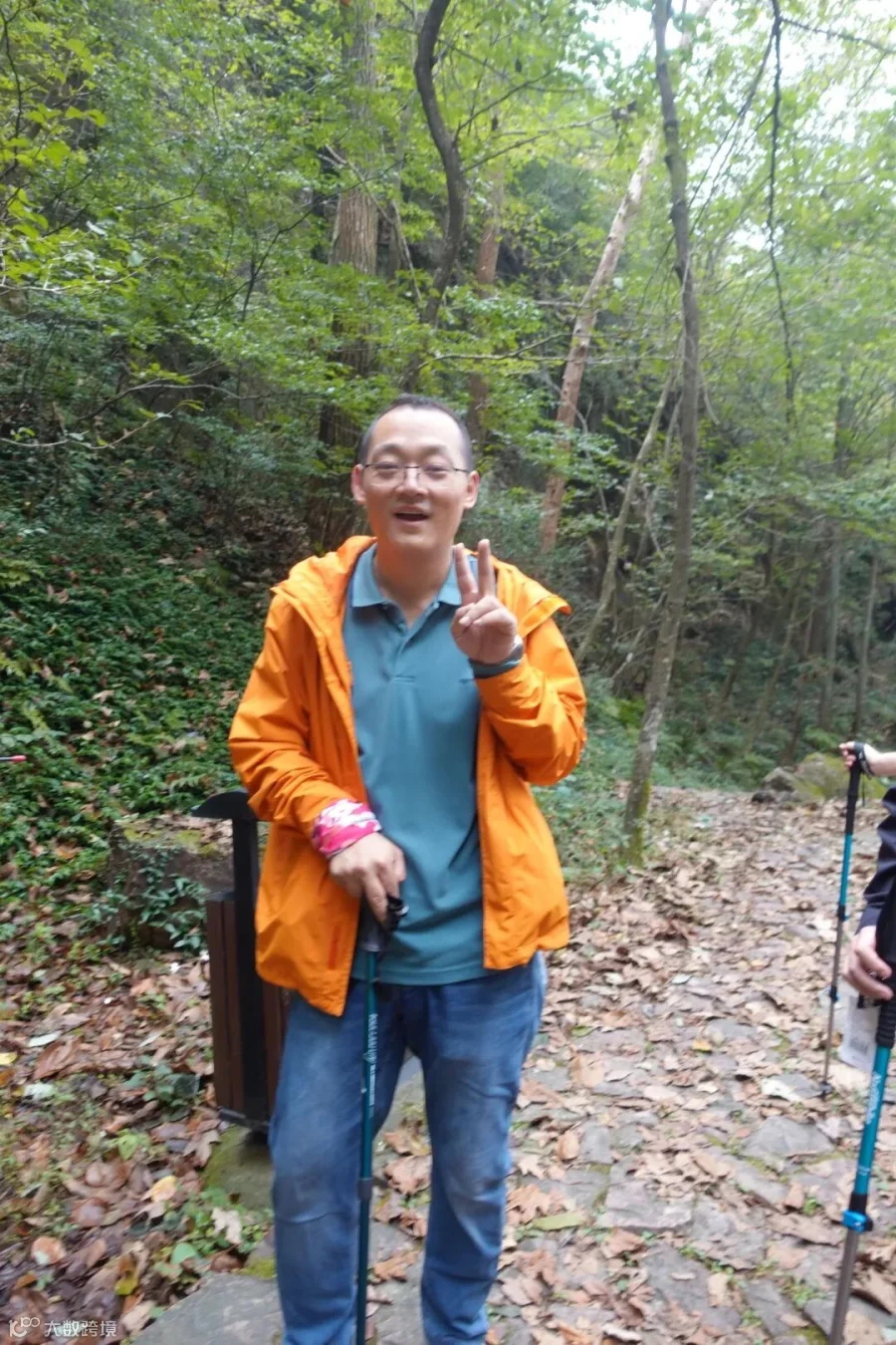 个人4.jpg