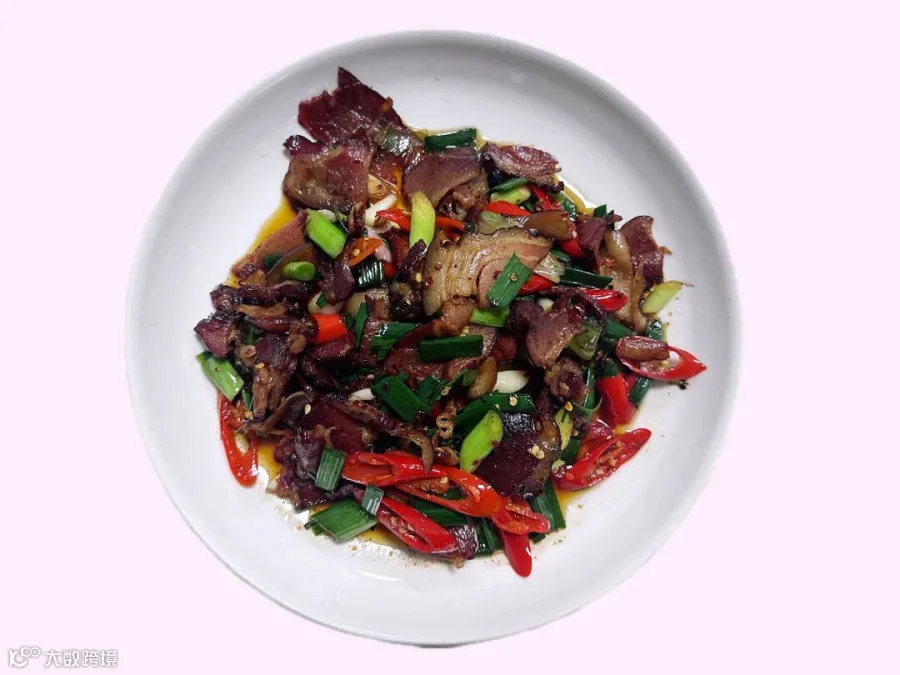 小炒腊肉.jpg
